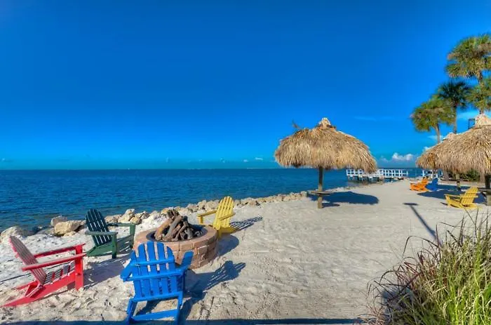 Apartment 410-Gorgeous Views, Waterfront, Wifi, Pool And Close To Bucs Stadium Tampa